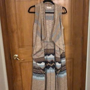 Medium sweater vest
